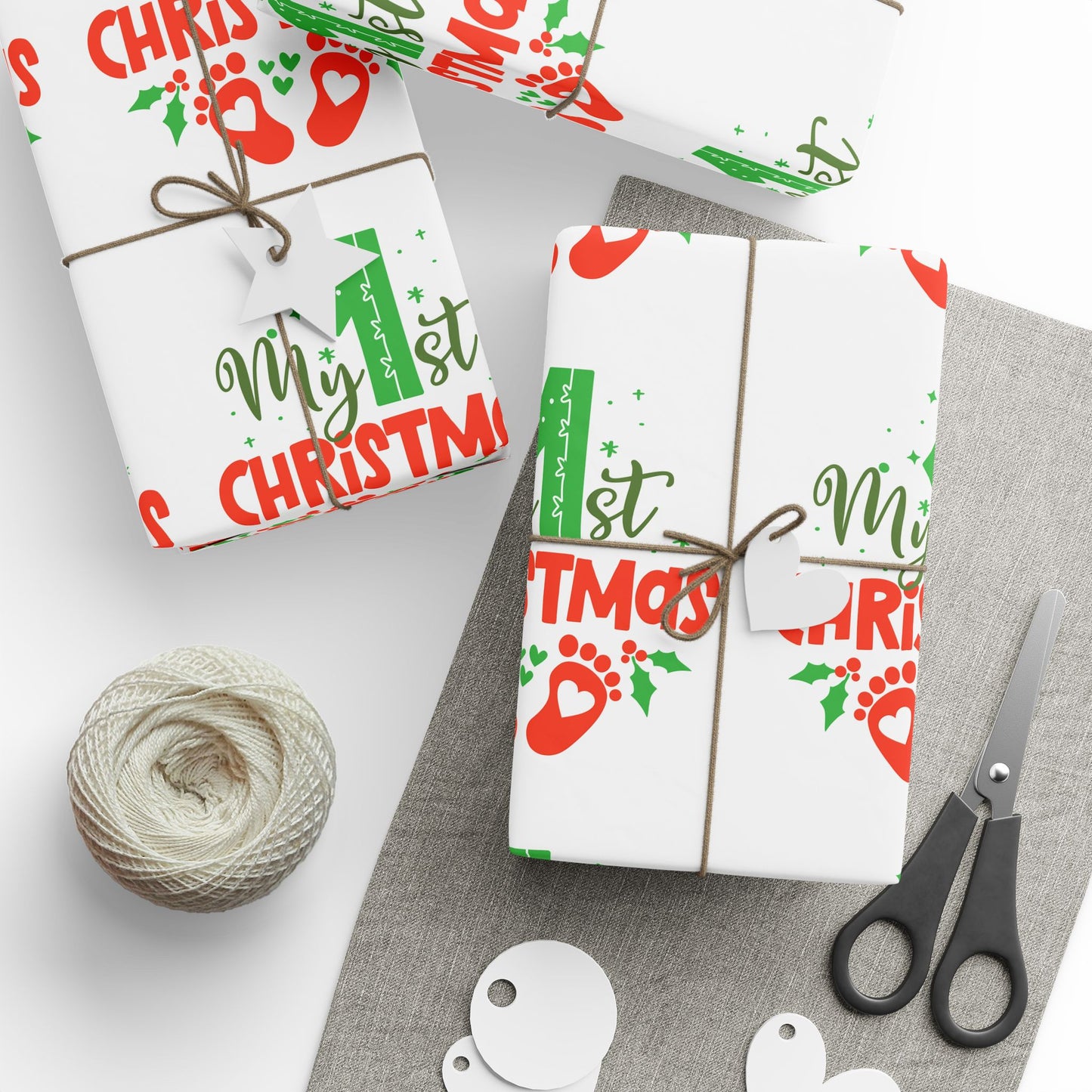 Holiday Mistletoe Wrapping Paper Roll – Cute Red & Green Holiday Pattern